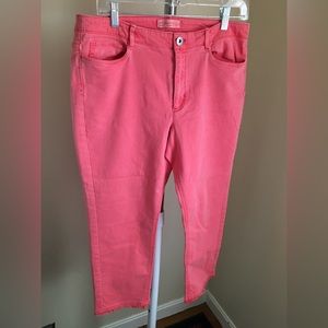 J Jill authentic fit cropped straight leg. Coral color